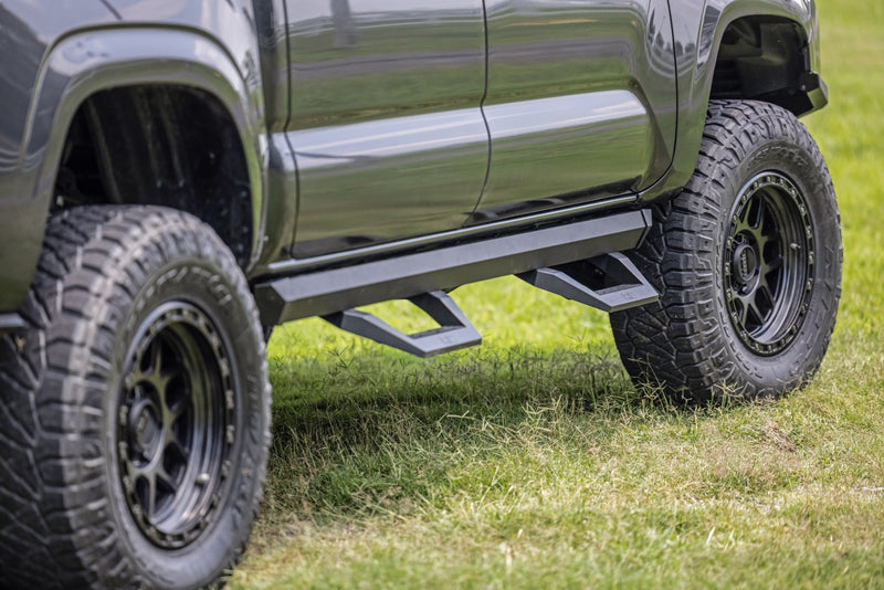 Rough Country  | SRX2 ADJ Aluminum Step | Double Cab | Toyota Tacoma 2WD/4WD (05-23)