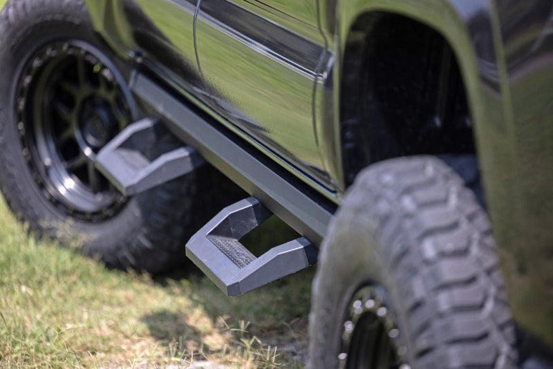 Rough Country  | SR2 ADJ Aluminum Steps | Double Cab | Toyota Tacoma (05-23)