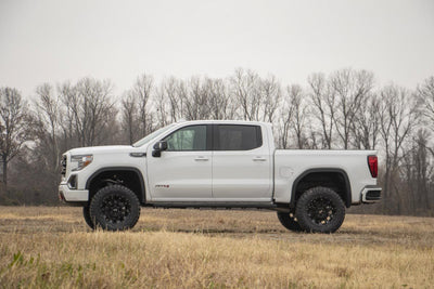 Rough Country | 4 Inch Lift Kit | Trailboss/AT4 | Chevy/GMC 1500 4WD (2019-2023)