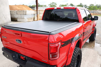 Rough Country  | Soft Roll Up Bed Cover | 5' Bed | Toyota Tacoma 2WD/4WD (2016-2023)