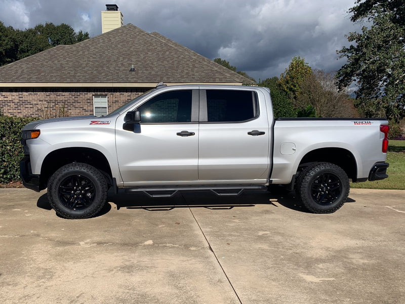 Rough Country | 1.5" Leveling Kit | Chevy Trailboss 1500 4WD (2019-2023)