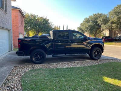 Rough Country | 1.5" Leveling Kit | Chevy Trailboss 1500 4WD (2019-2023)