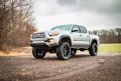 Rough Country  | 4 Inch Lift Kit | Toyota Tacoma 2WD/4WD (2016-2023)