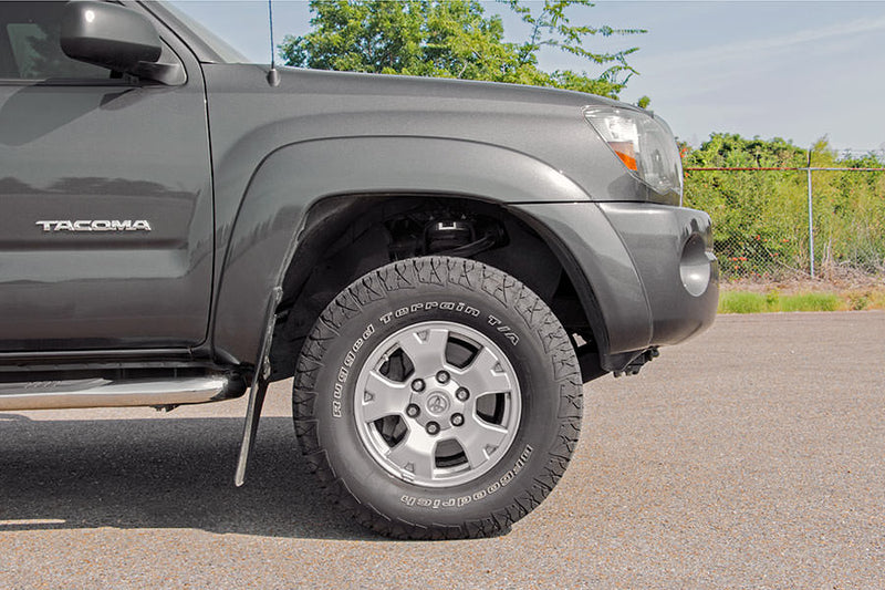 Rough Country  | 2 Inch Leveling Kit | Toyota Tacoma 2WD/4WD (2005-2023)